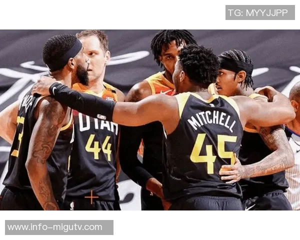 米切尔单节神勇表现6中6砍下13分带队单节狂轰41-31迅速拉开分差