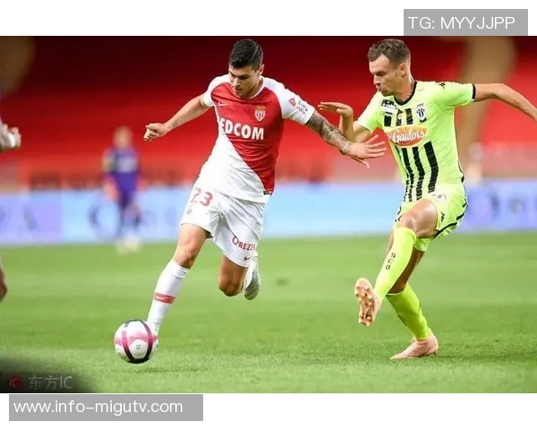 隆戈对普利西奇进球判罚表示不满称奇克未犯规影响比赛公正性