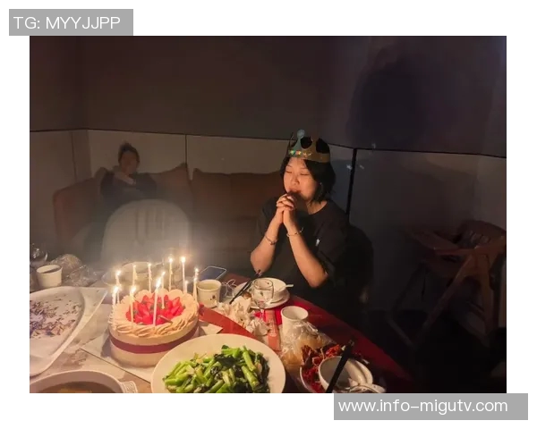 迪拉娜生日晒照传递祝福愿大家健康平安生活顺利